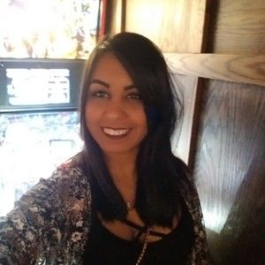 Meet your Posher, Zahra